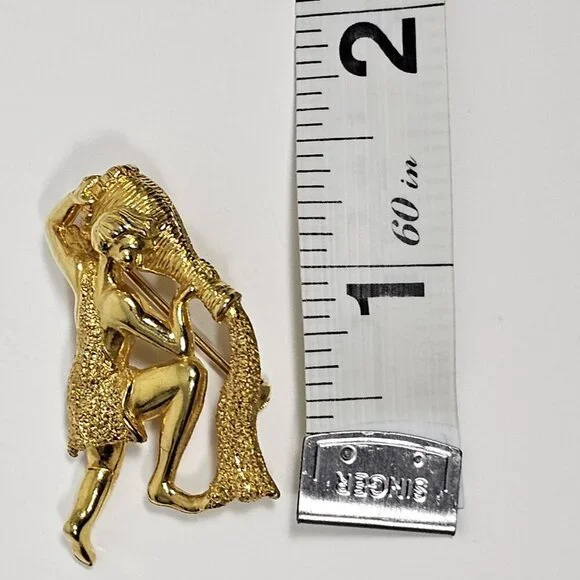 Vintage Davinci Brooch Pin Aquarius Zodiac Sign Signed Horoscope Water Astrology - Picture 5 of 5